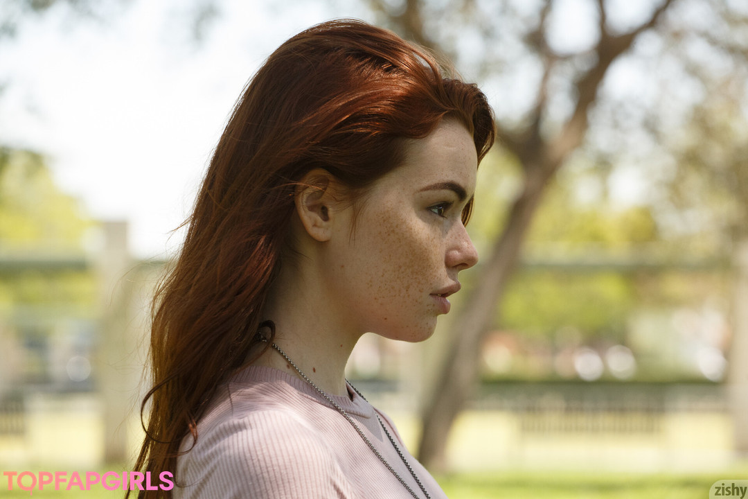 Naakte gelekte OnlyFans-foto van Sabrina Lynn #1250