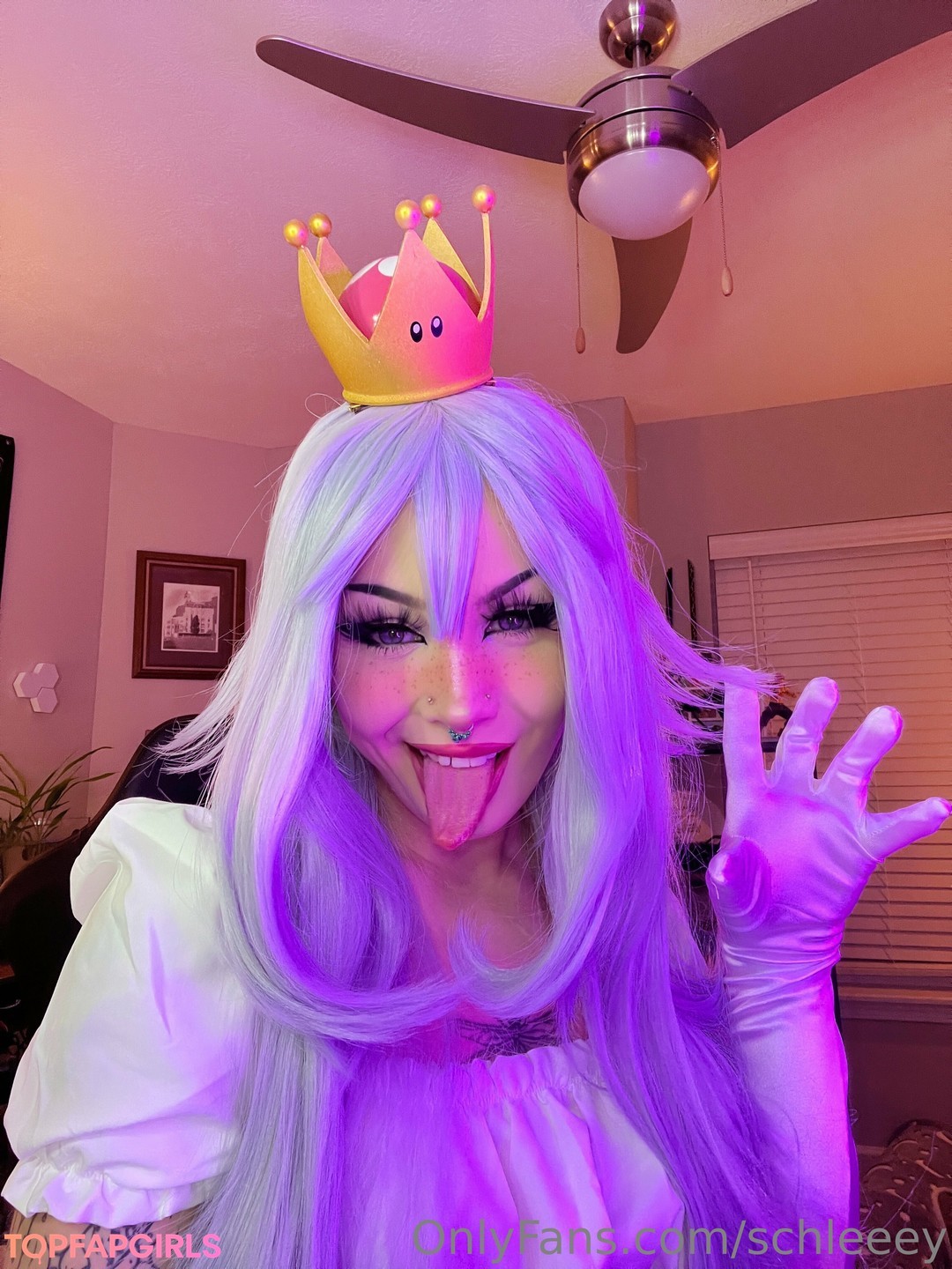 Naakte gelekte OnlyFans-foto van Schleeey #369