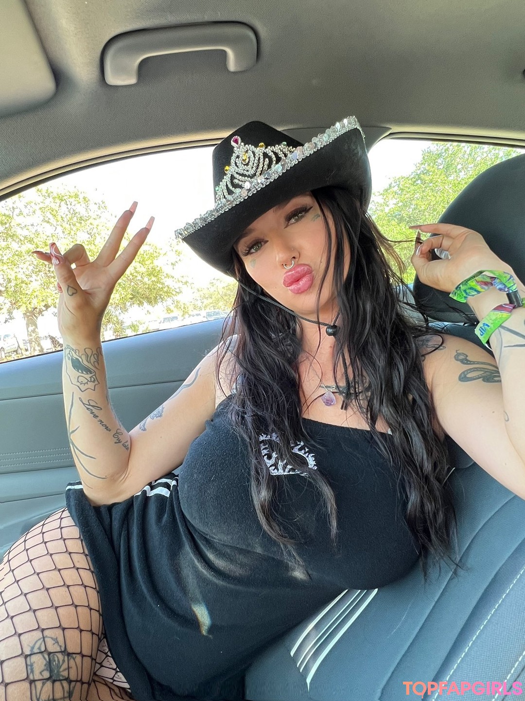 Naakte gelekte OnlyFans-foto van Jizzjazz #209