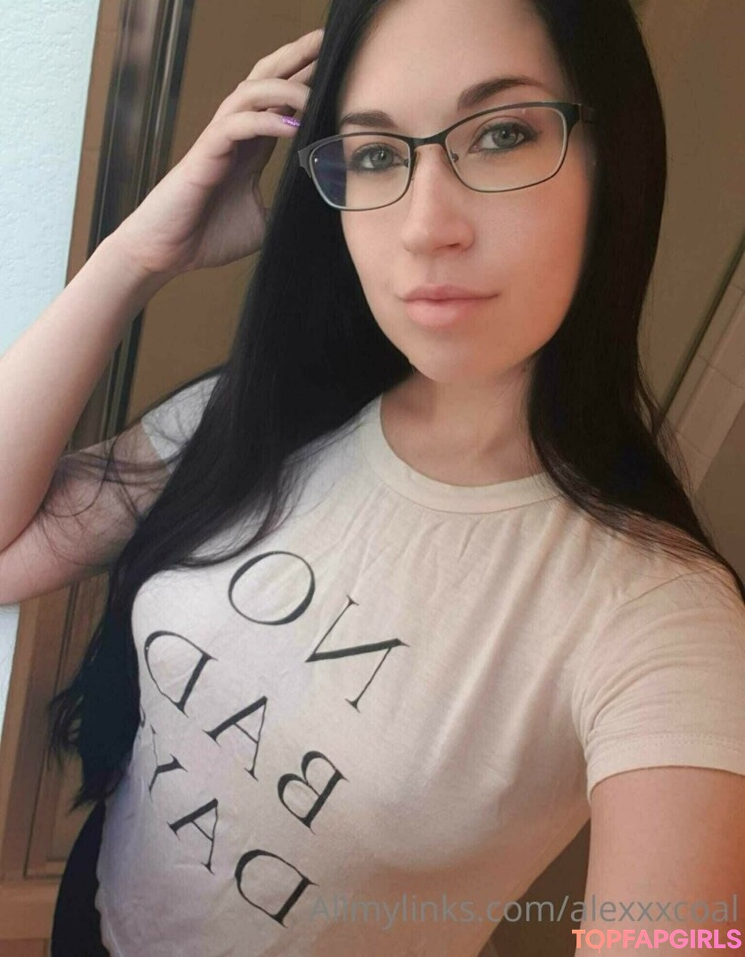 Naakte gelekte OnlyFans-foto van Alex Coal #661