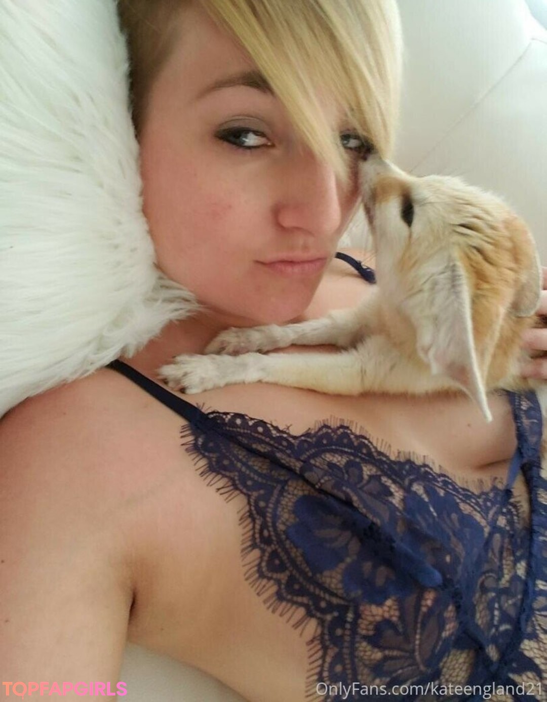 Naakte gelekte OnlyFans-foto van Kate England #3504