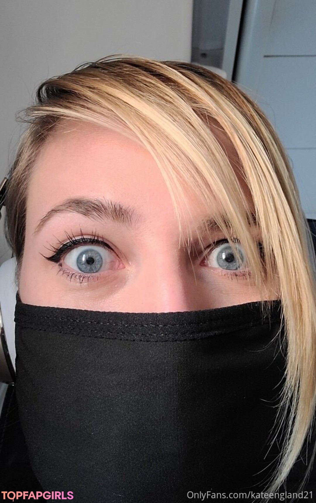 Naakte gelekte OnlyFans-foto van Kate England #2463