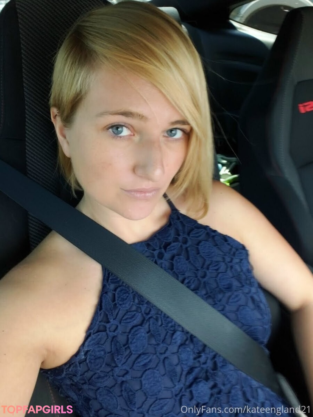 Naakte gelekte OnlyFans-foto van Kate England #2636