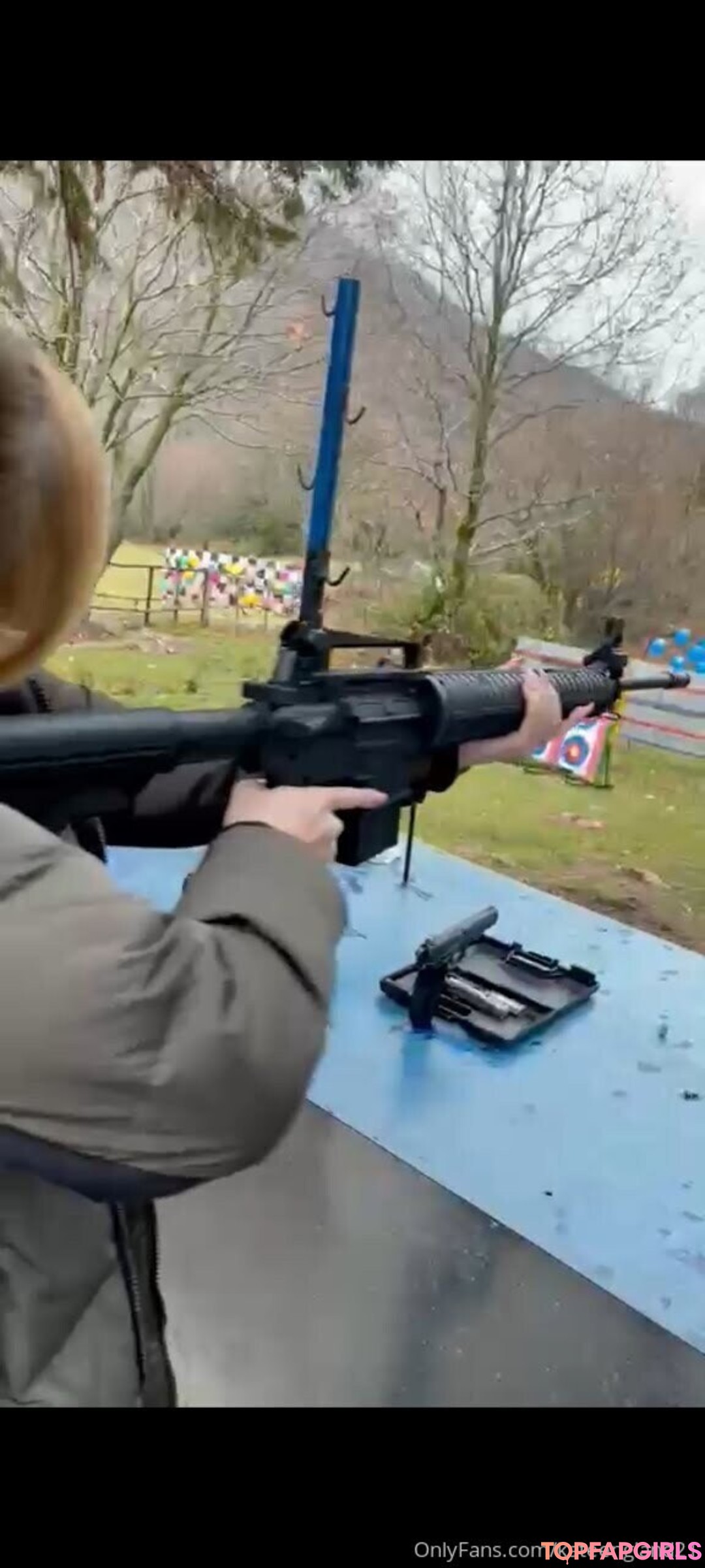 Naakte gelekte OnlyFans-foto van Kate England #389