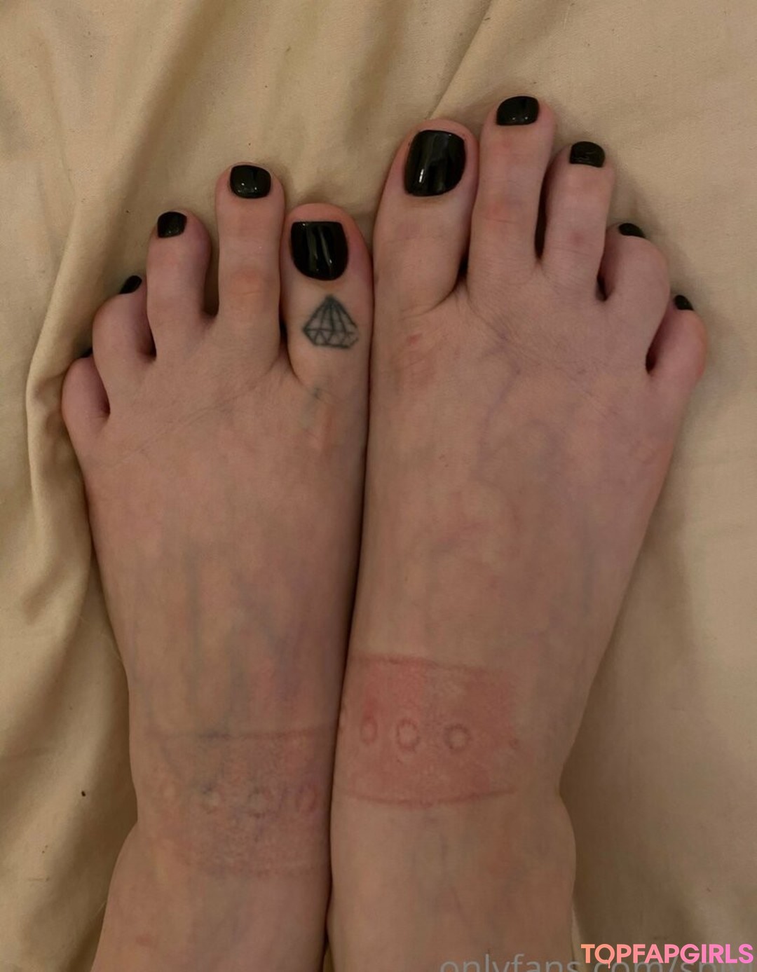 Naakte gelekte OnlyFans-foto van Spivi #243