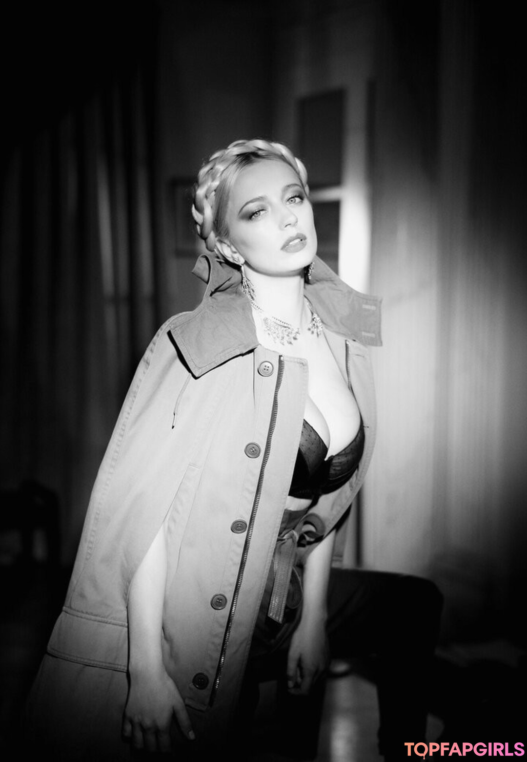 Naakte gelekte OnlyFans-foto van Caroline Vreeland #588