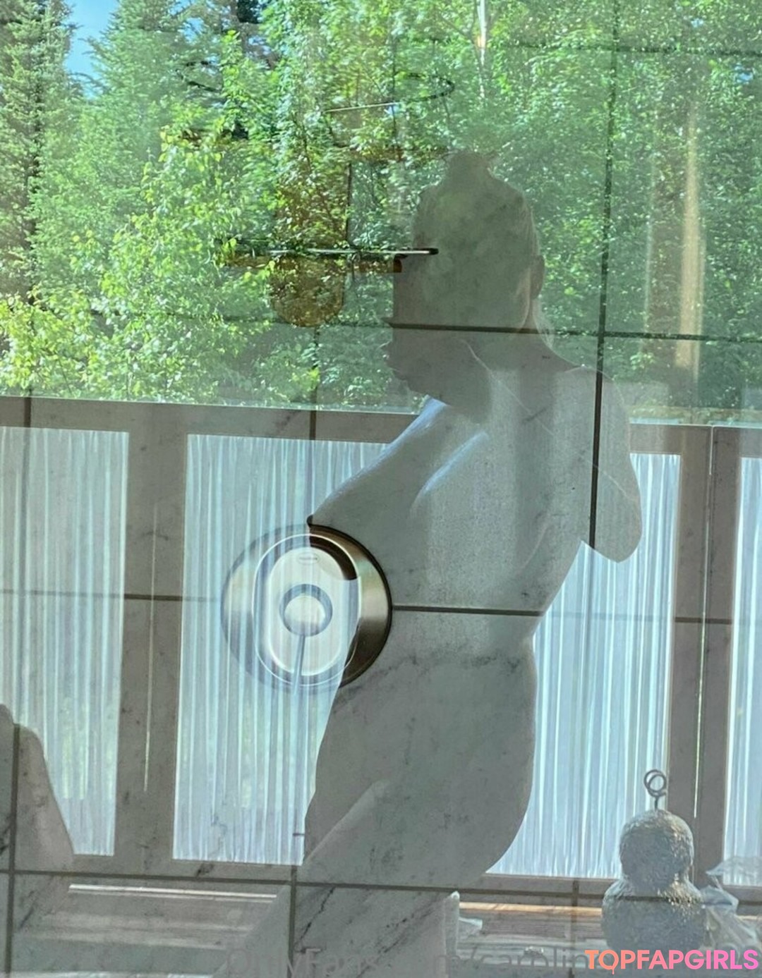 Naakte gelekte OnlyFans-foto van Caroline Vreeland #619