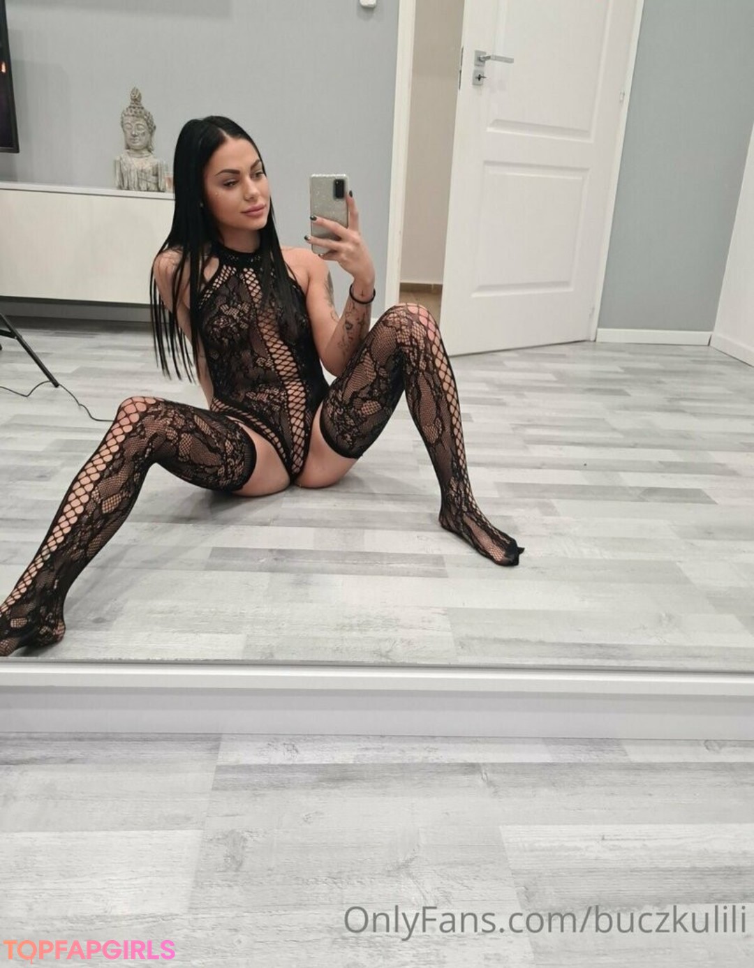 Naakte gelekte OnlyFans-foto van Buczkulili #889