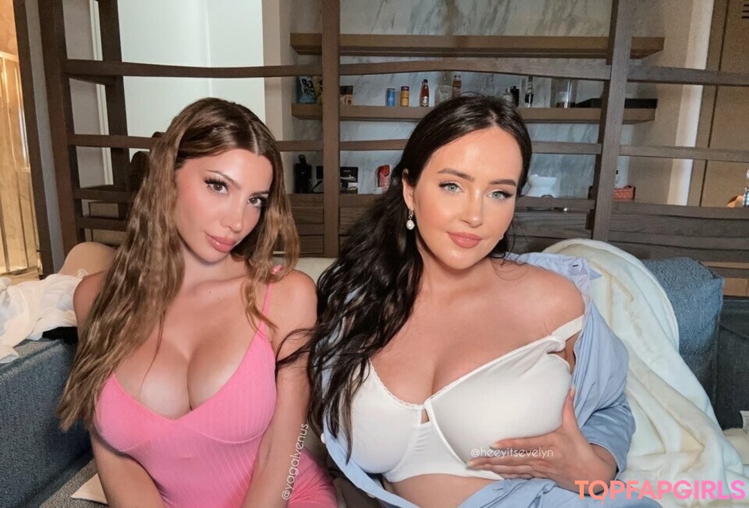 Naakte gelekte OnlyFans-foto van Evelyn White #369