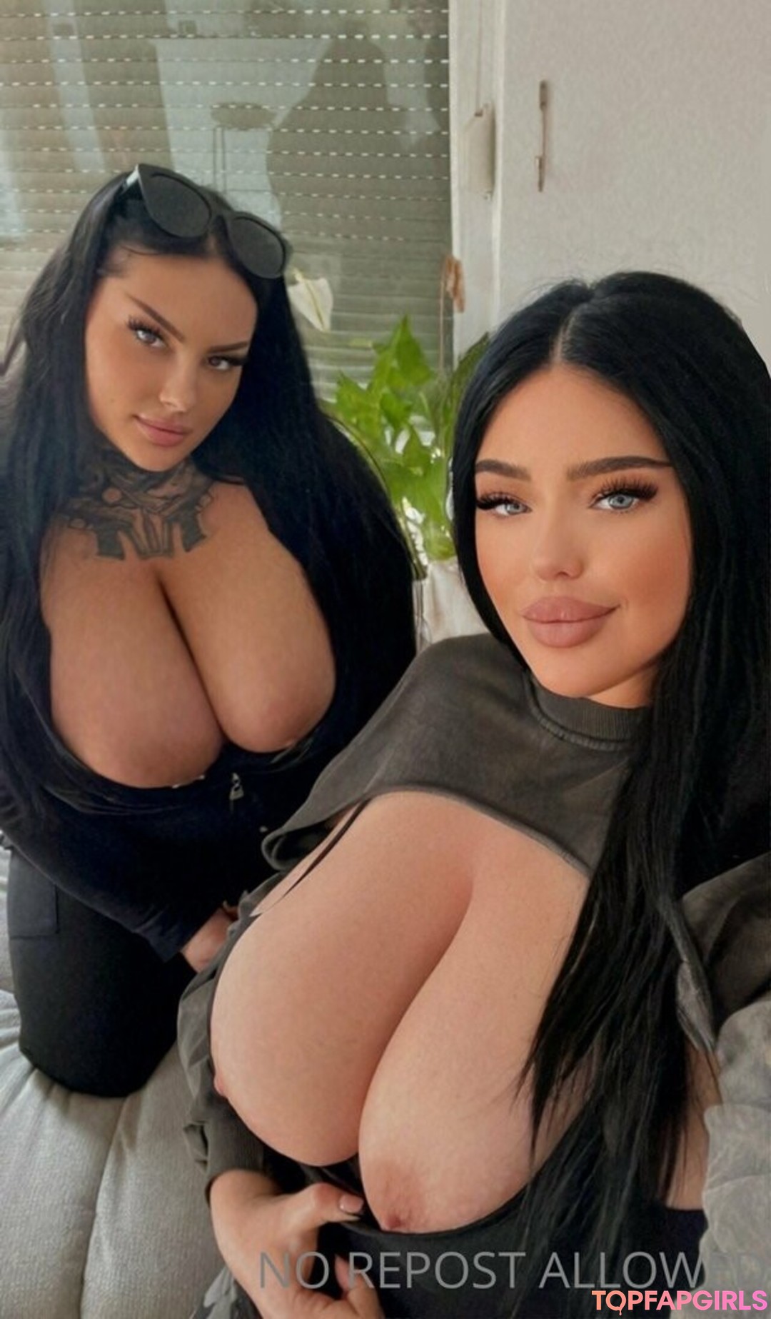 Naakte gelekte OnlyFans-foto van Claudia Rivier #220