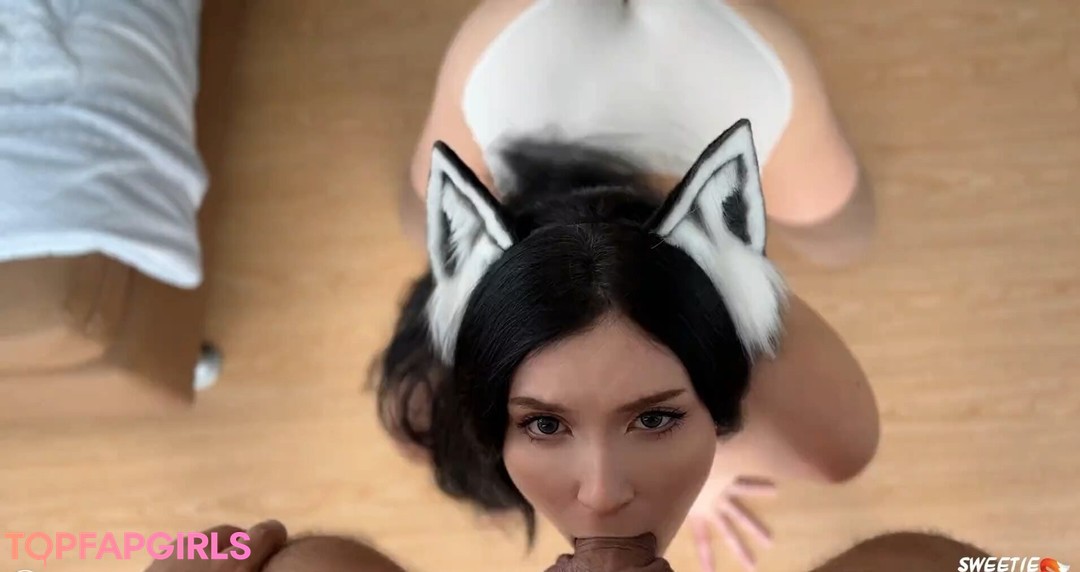 Naakte gelekte OnlyFans-foto van Sweetie Fox #3528