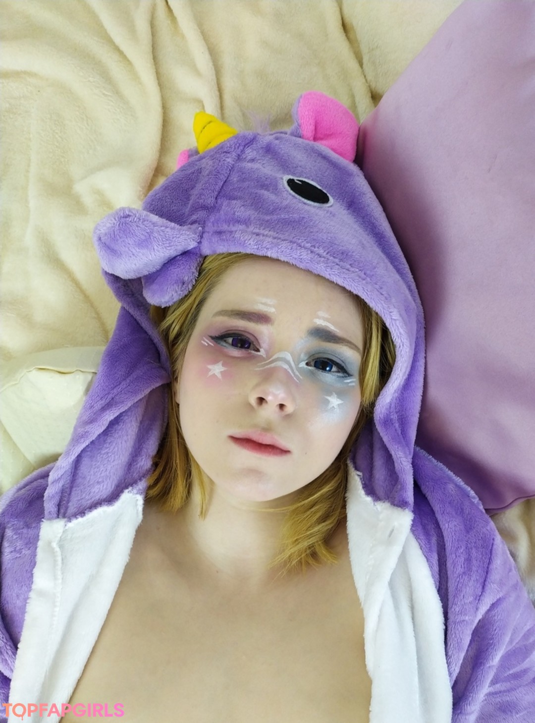 Naakte gelekte OnlyFans-foto van Sweetie Fox #1673