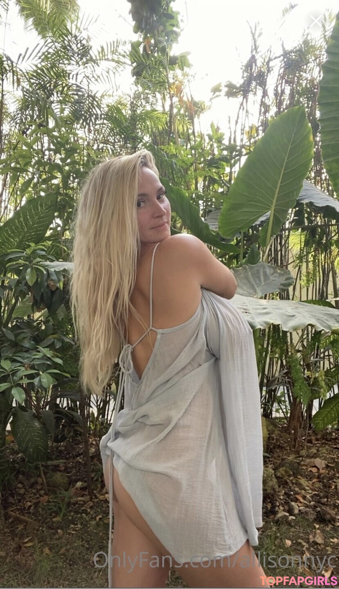 Naakte gelekte OnlyFans-foto van Allisonnyc #64