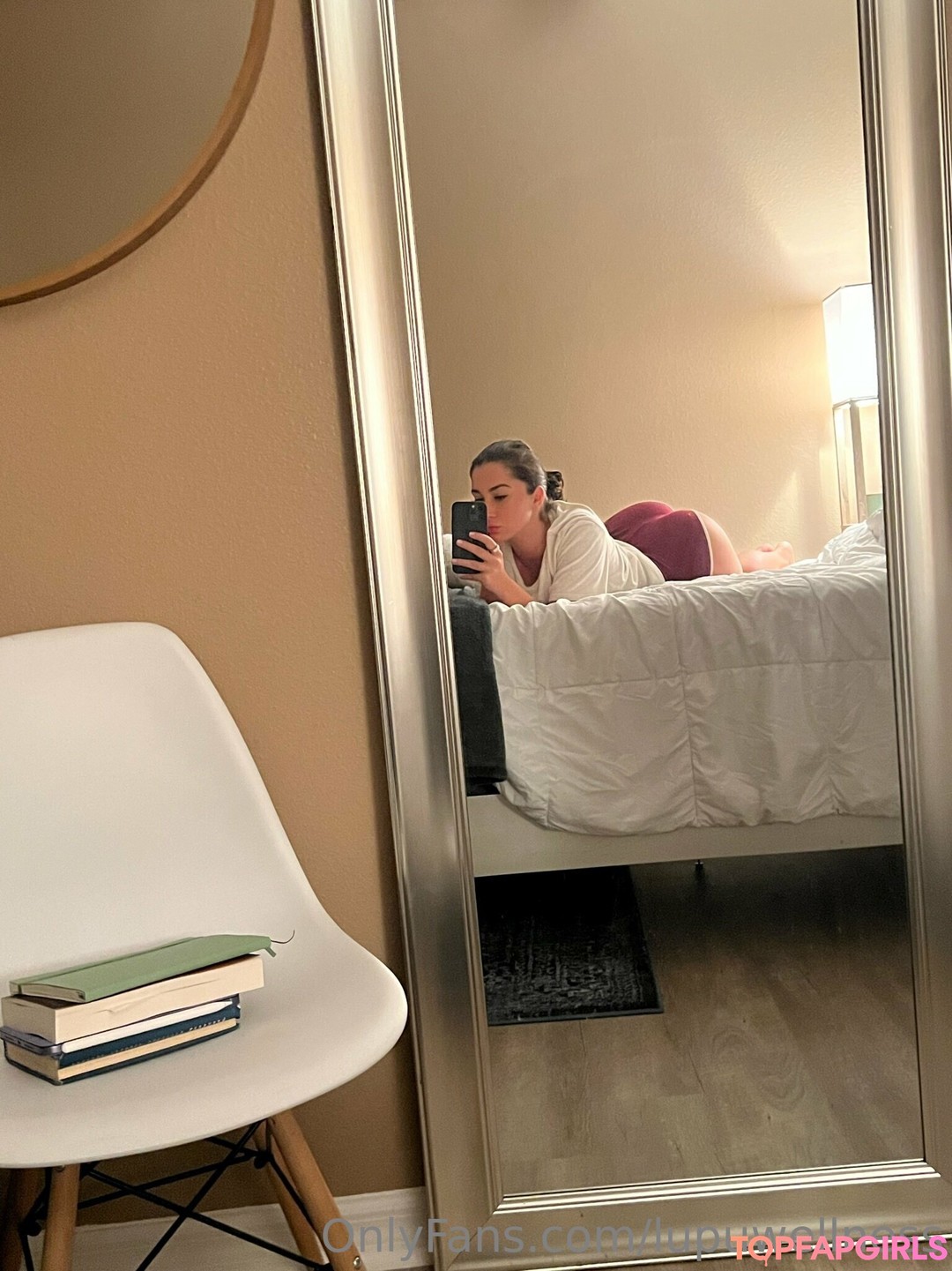 Naakte gelekte OnlyFans-foto van Liz #345
