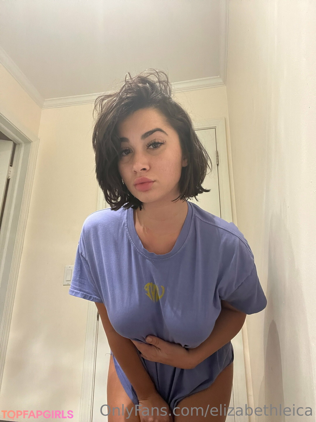 Naakte gelekte OnlyFans-foto van Liz #421