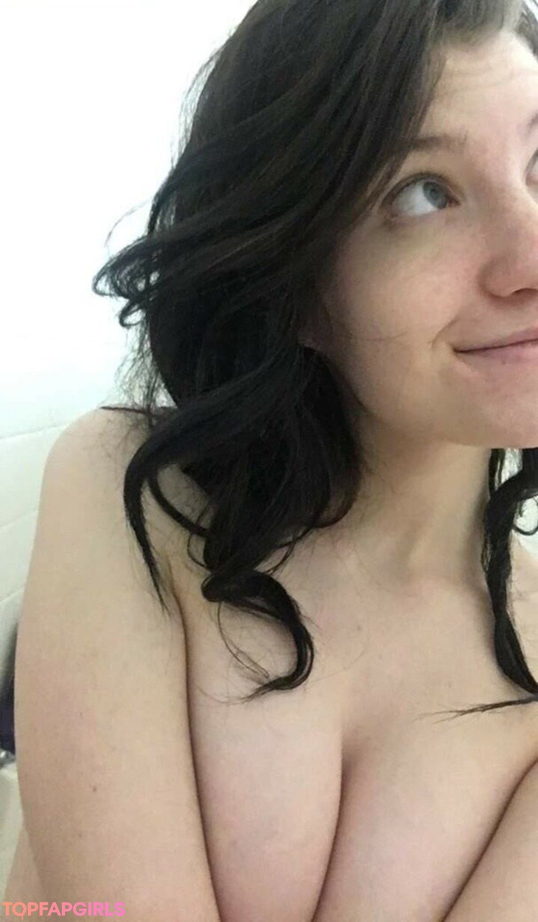 Naakte gelekte OnlyFans-foto van Elizabeth Reed #1546