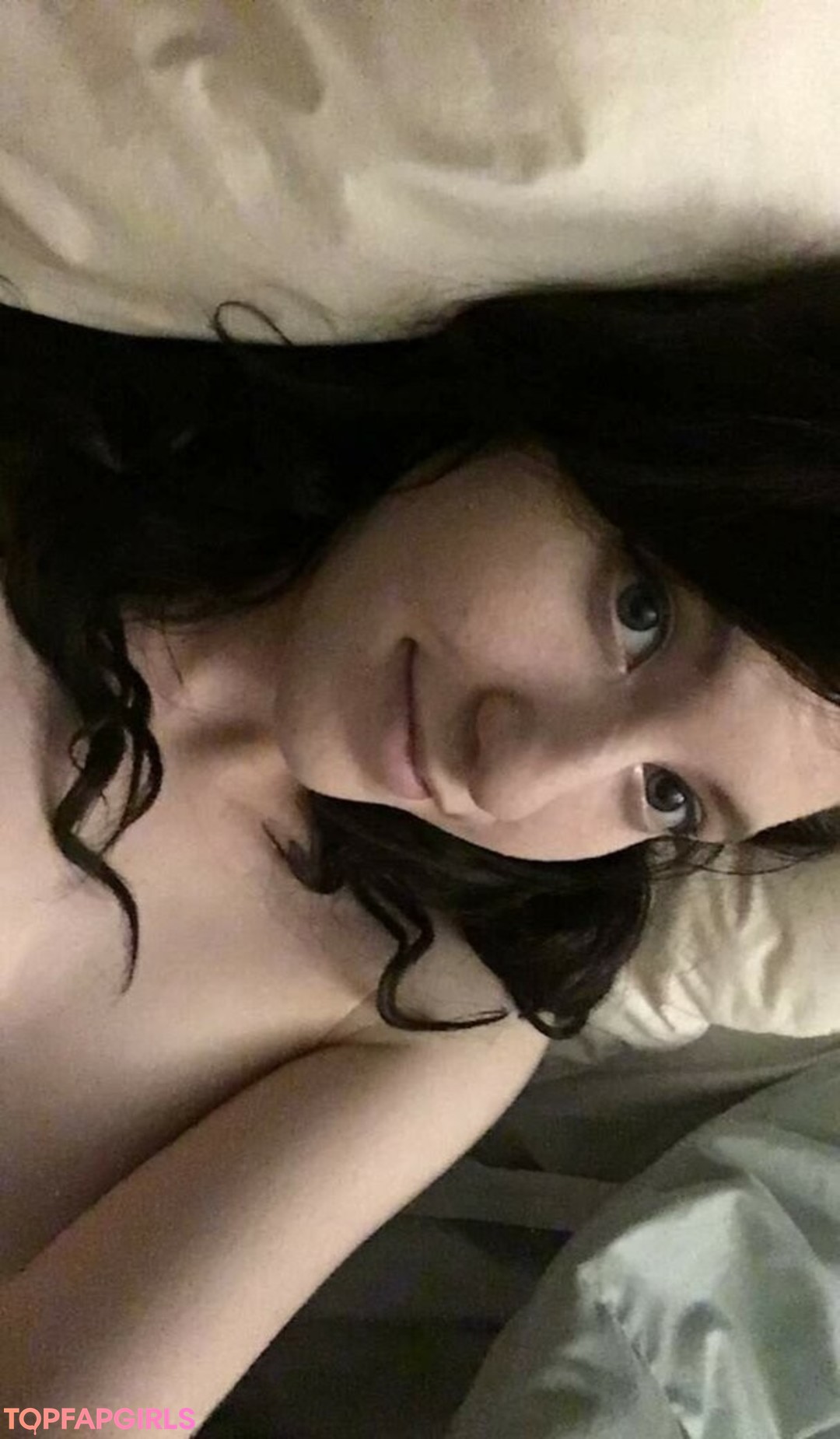 Naakte gelekte OnlyFans-foto van Elizabeth Reed #1549