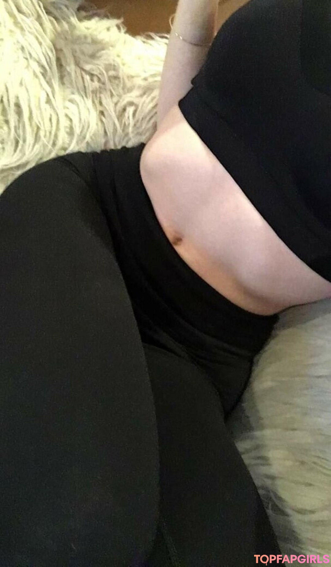 Naakte gelekte OnlyFans-foto van Elizabeth Reed #1898