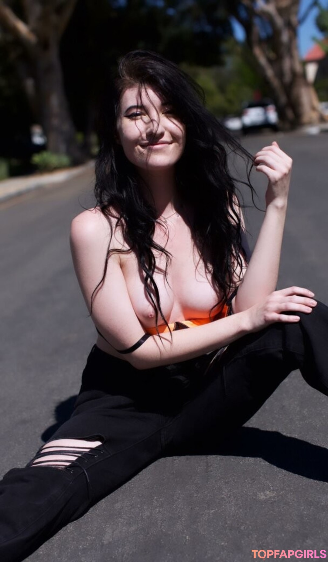 Naakte gelekte OnlyFans-foto van Elizabeth Reed #2618