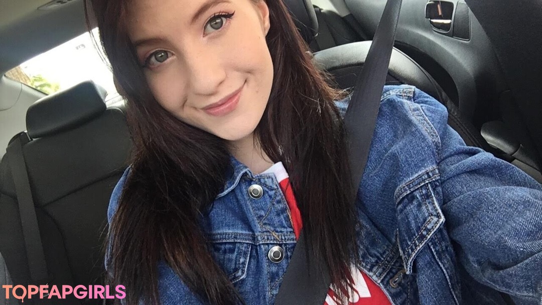 Naakte gelekte OnlyFans-foto van Elizabeth Reed #726