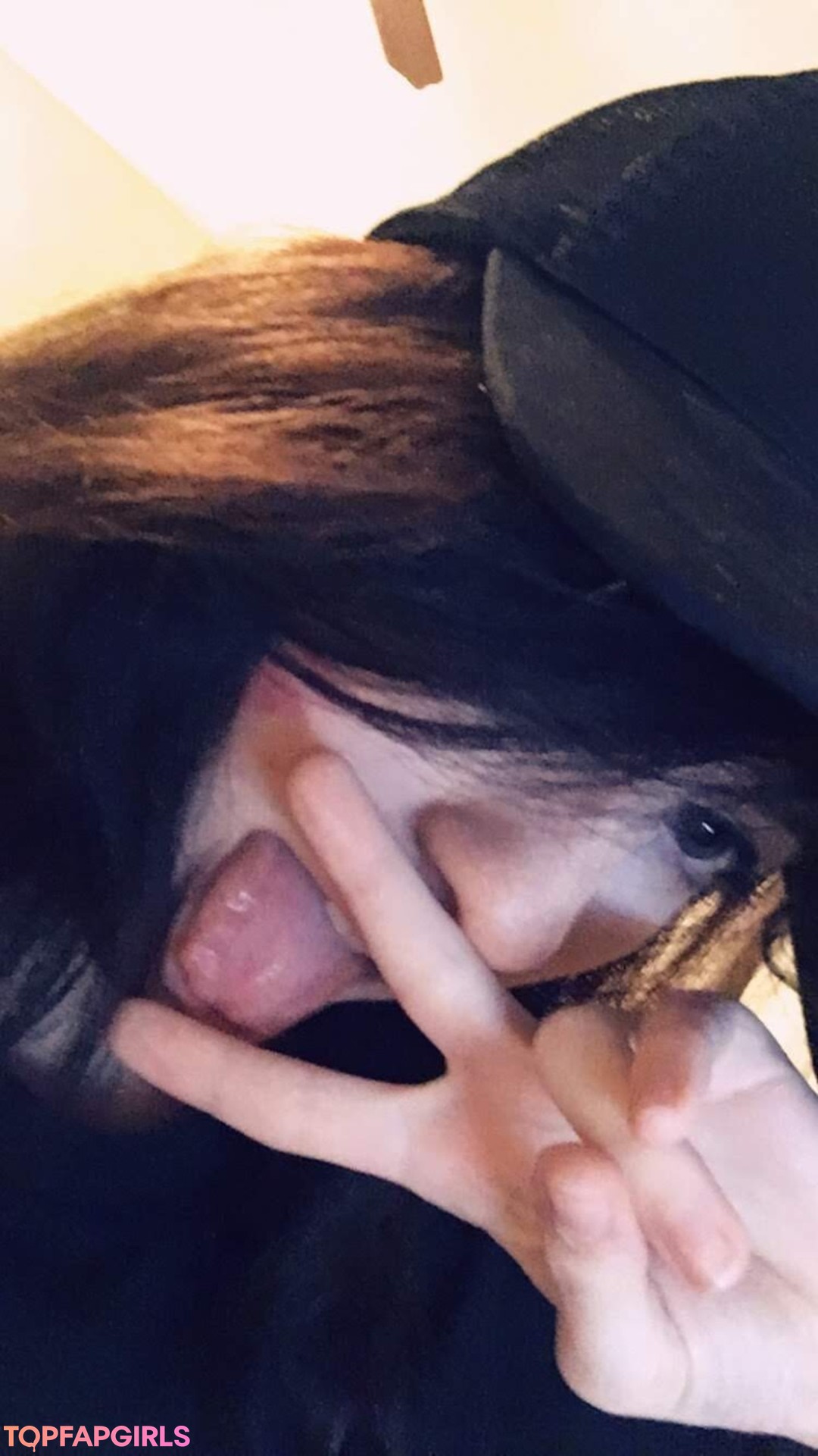 Naakte gelekte OnlyFans-foto van Elizabeth Reed #1063