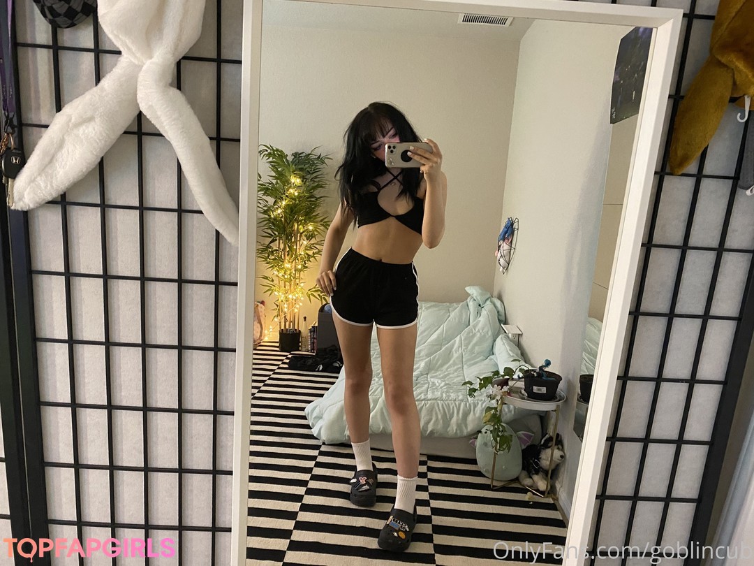 Naakte gelekte OnlyFans-foto van Goblincub #982