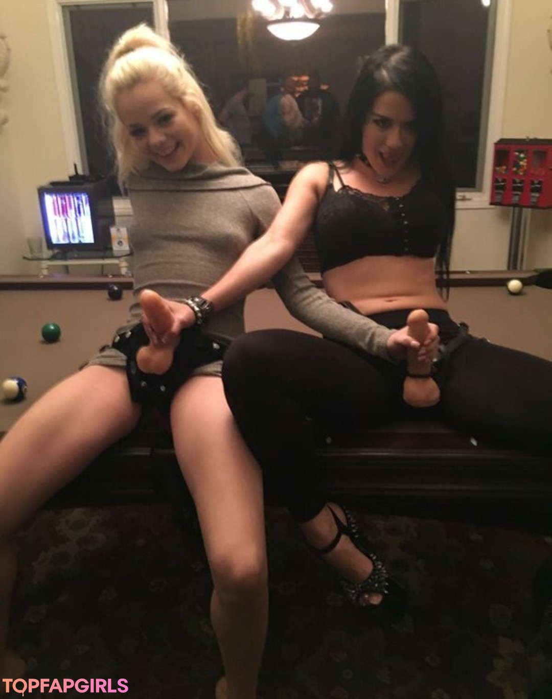 Naakte gelekte OnlyFans-foto van Katrina Jade #1160