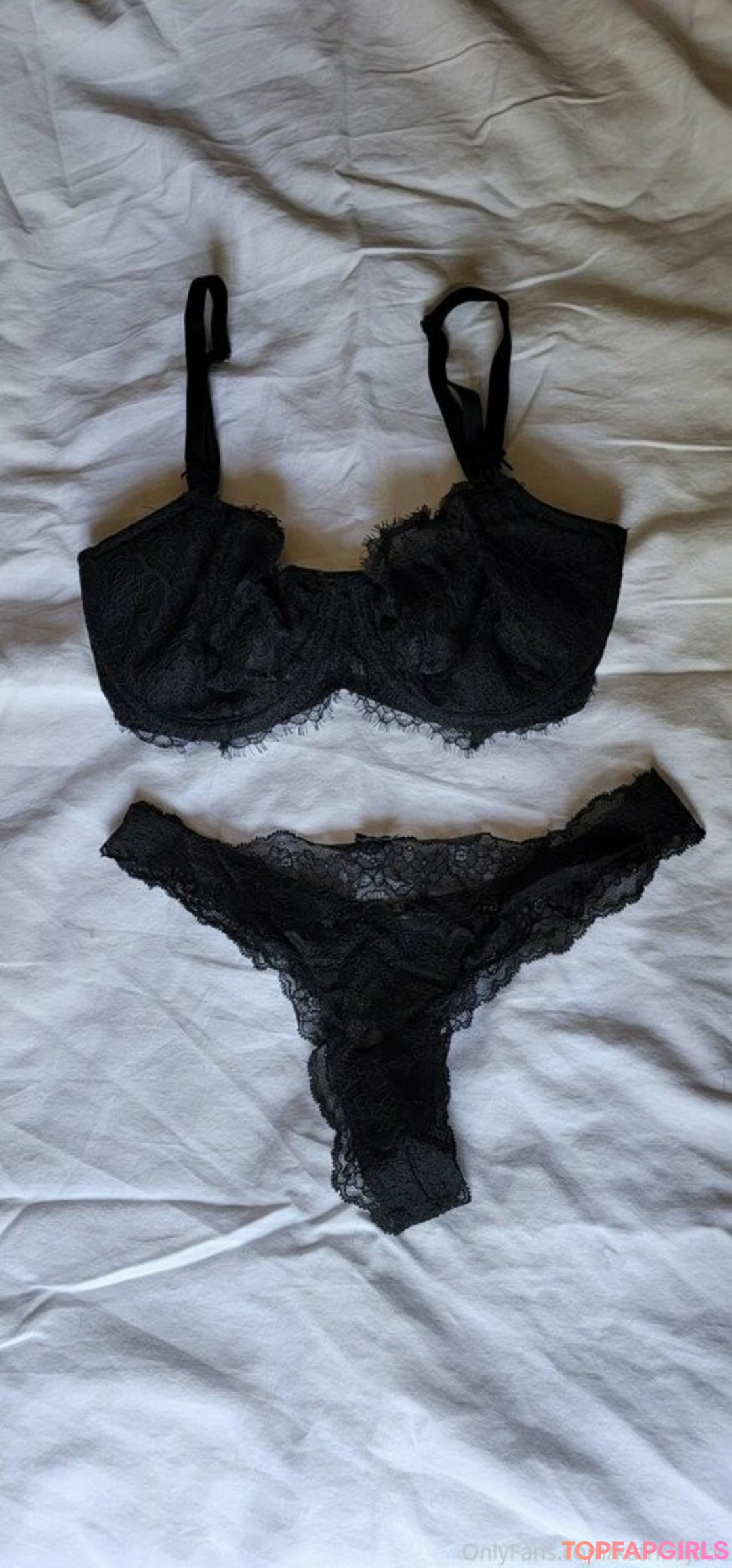 Naakte gelekte OnlyFans-foto van Katrina Jade #1245