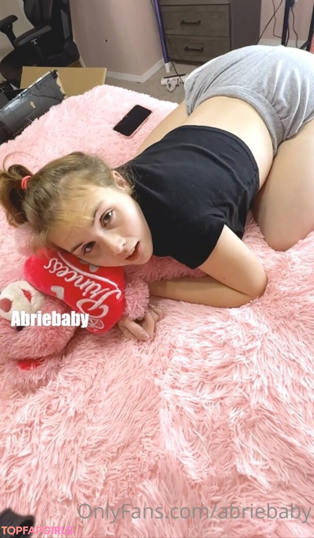 Naakte gelekte OnlyFans-foto van Abriebaby #243