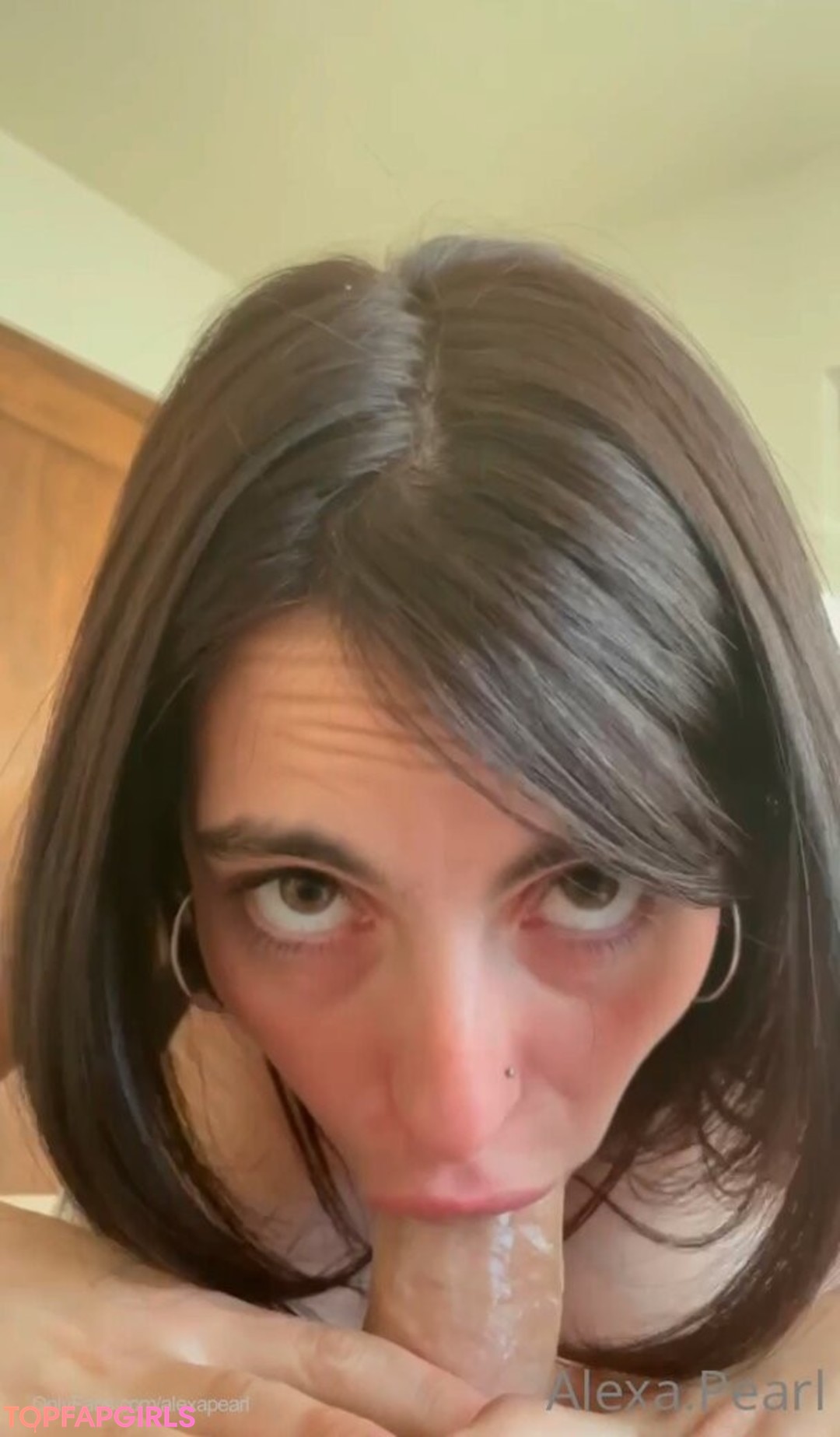 Naakte gelekte OnlyFans-foto van Alexa Pearl #4414