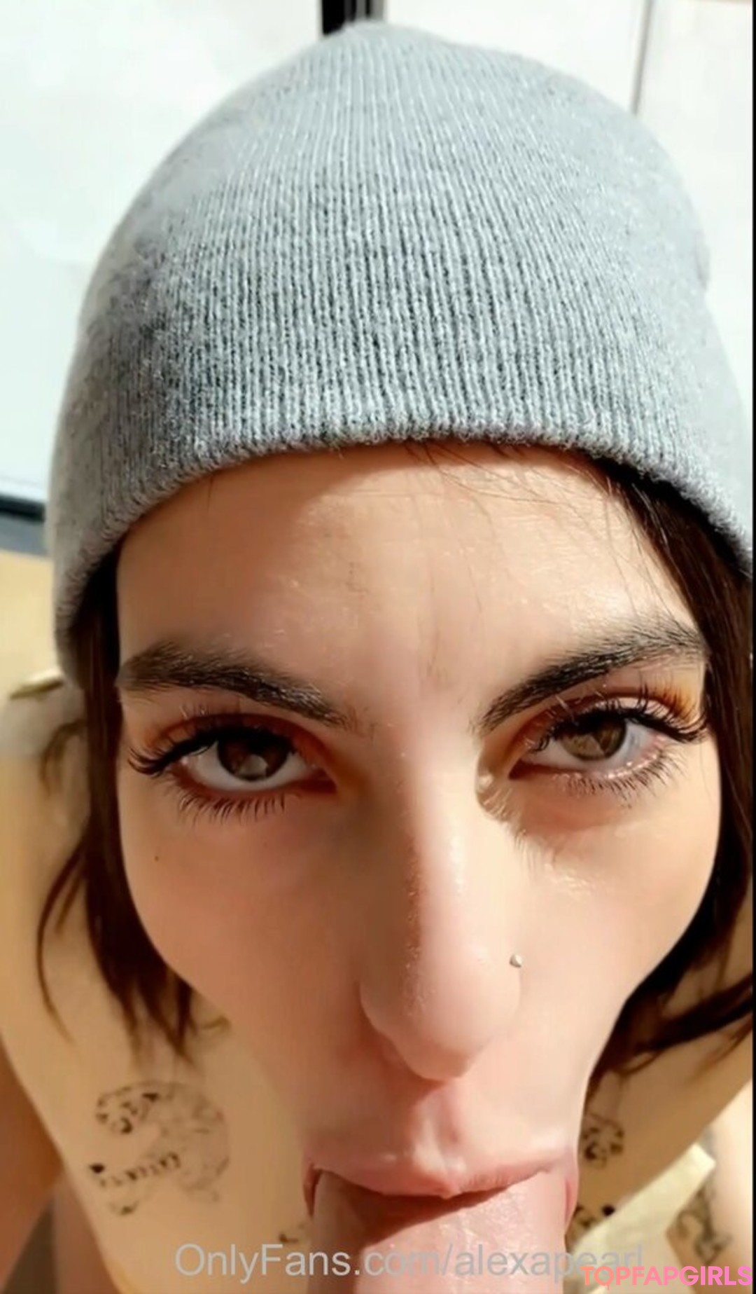 Naakte gelekte OnlyFans-foto van Alexa Pearl #4492