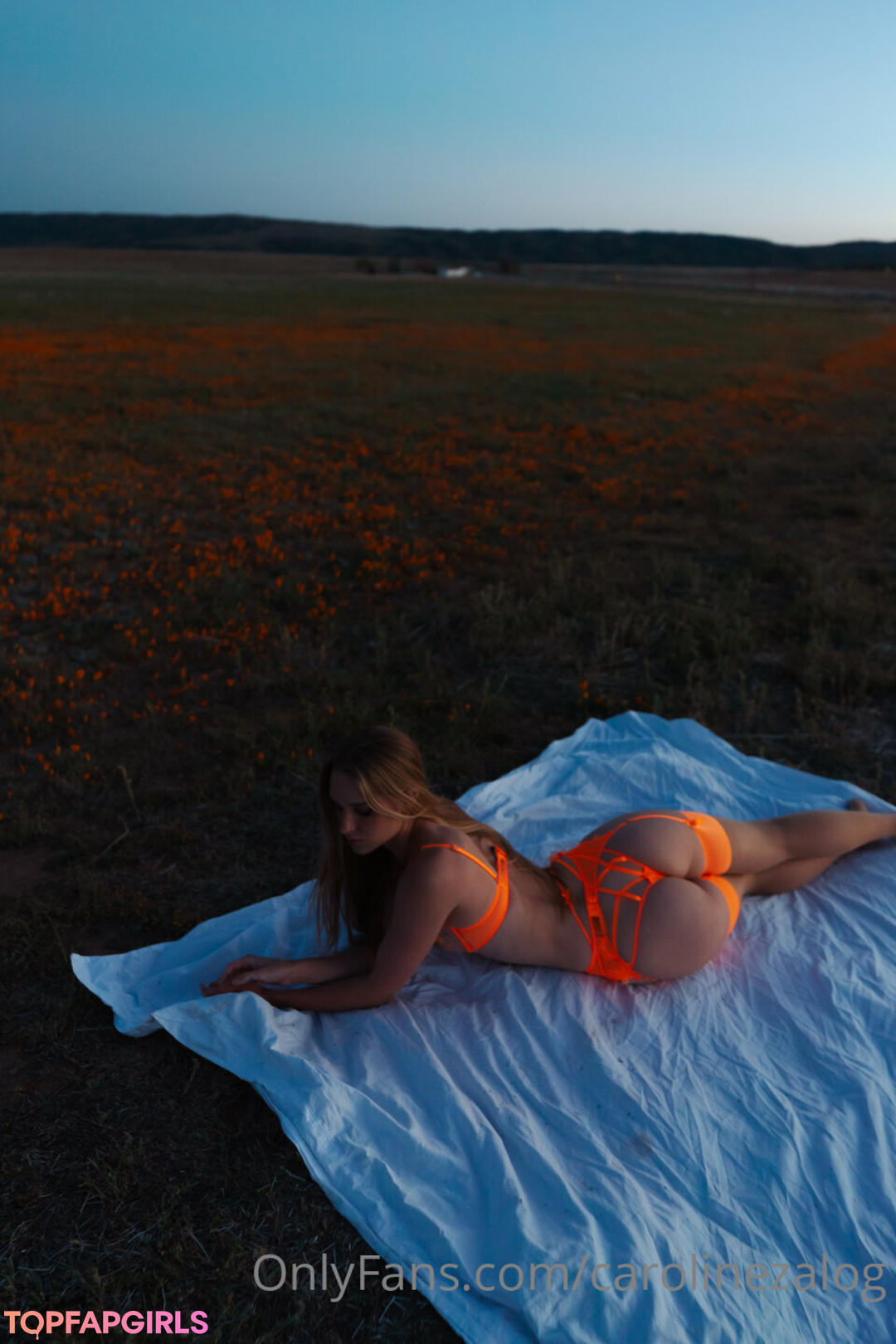 Naakte gelekte OnlyFans-foto van Caroline Zalog #206