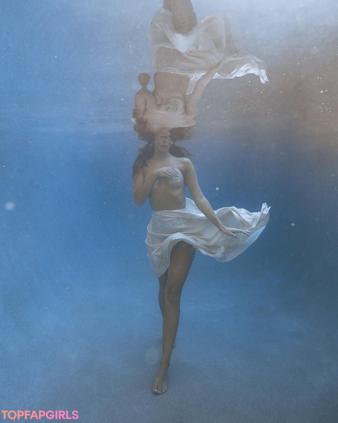 Naakte gelekte OnlyFans-foto van Carmella Rose #200