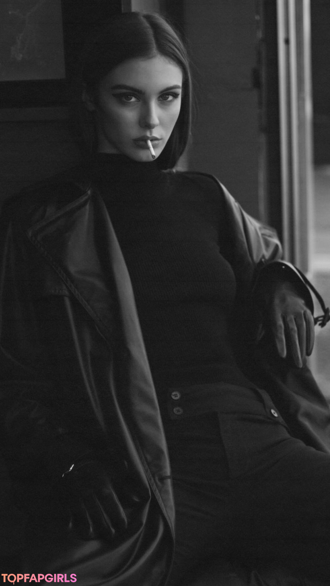 Naakte gelekte OnlyFans-foto van Carmella Rose #405