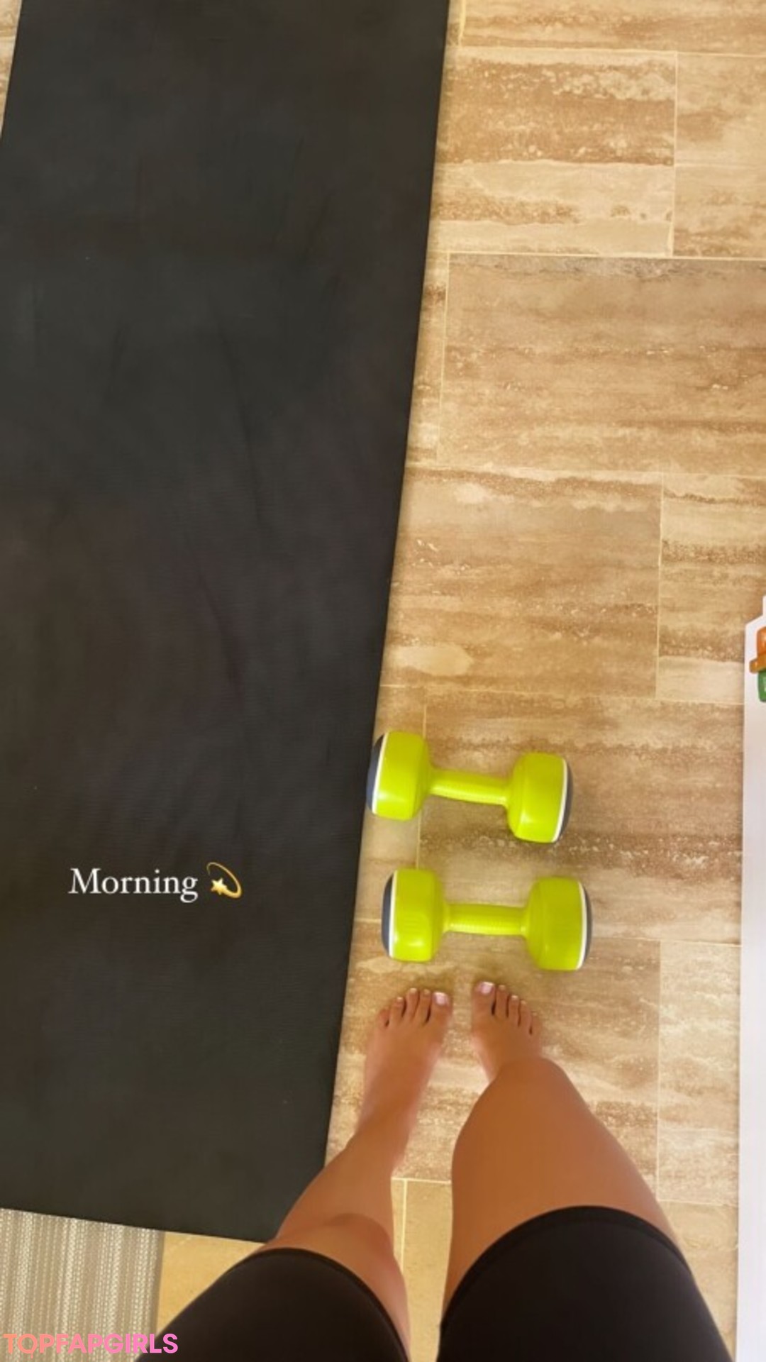 Naakte gelekte OnlyFans-foto van Carmella Rose #425