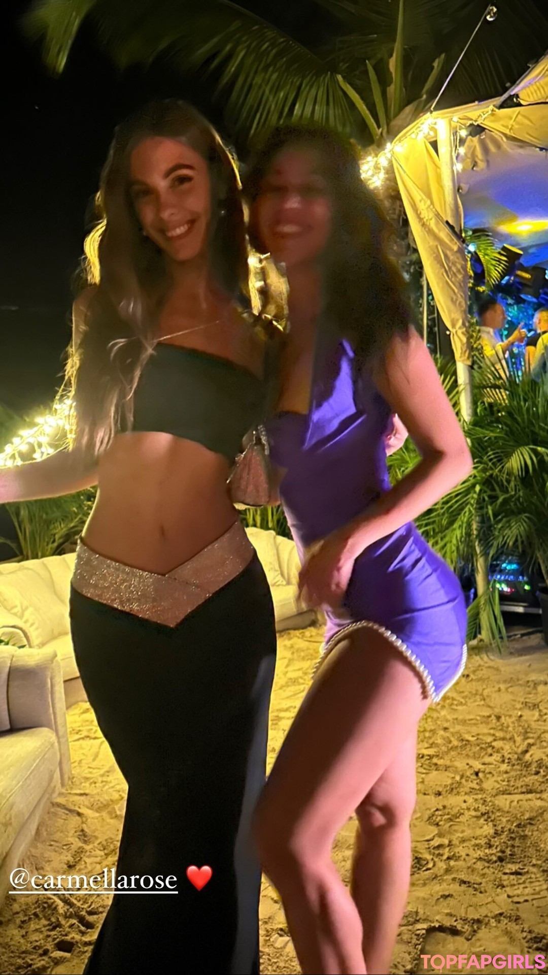 Naakte gelekte OnlyFans-foto van Carmella Rose #525