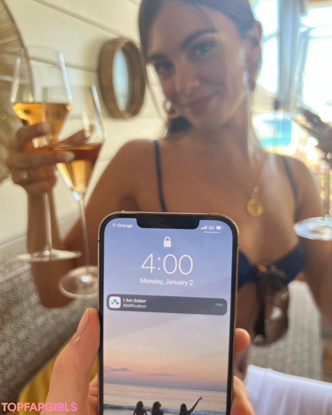Naakte gelekte OnlyFans-foto van Carmella Rose #548