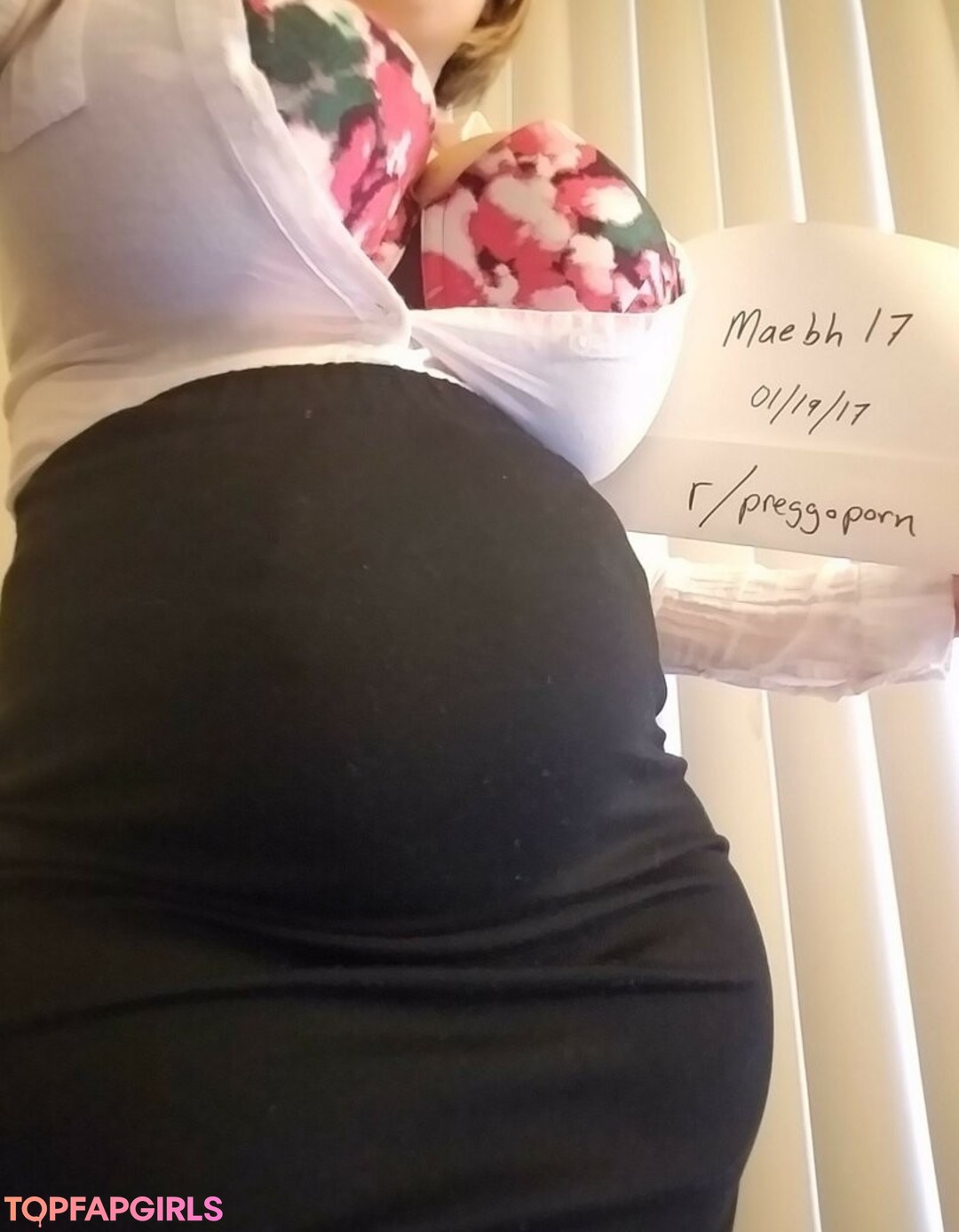 Naakte gelekte OnlyFans-foto van Mal Malloy #84