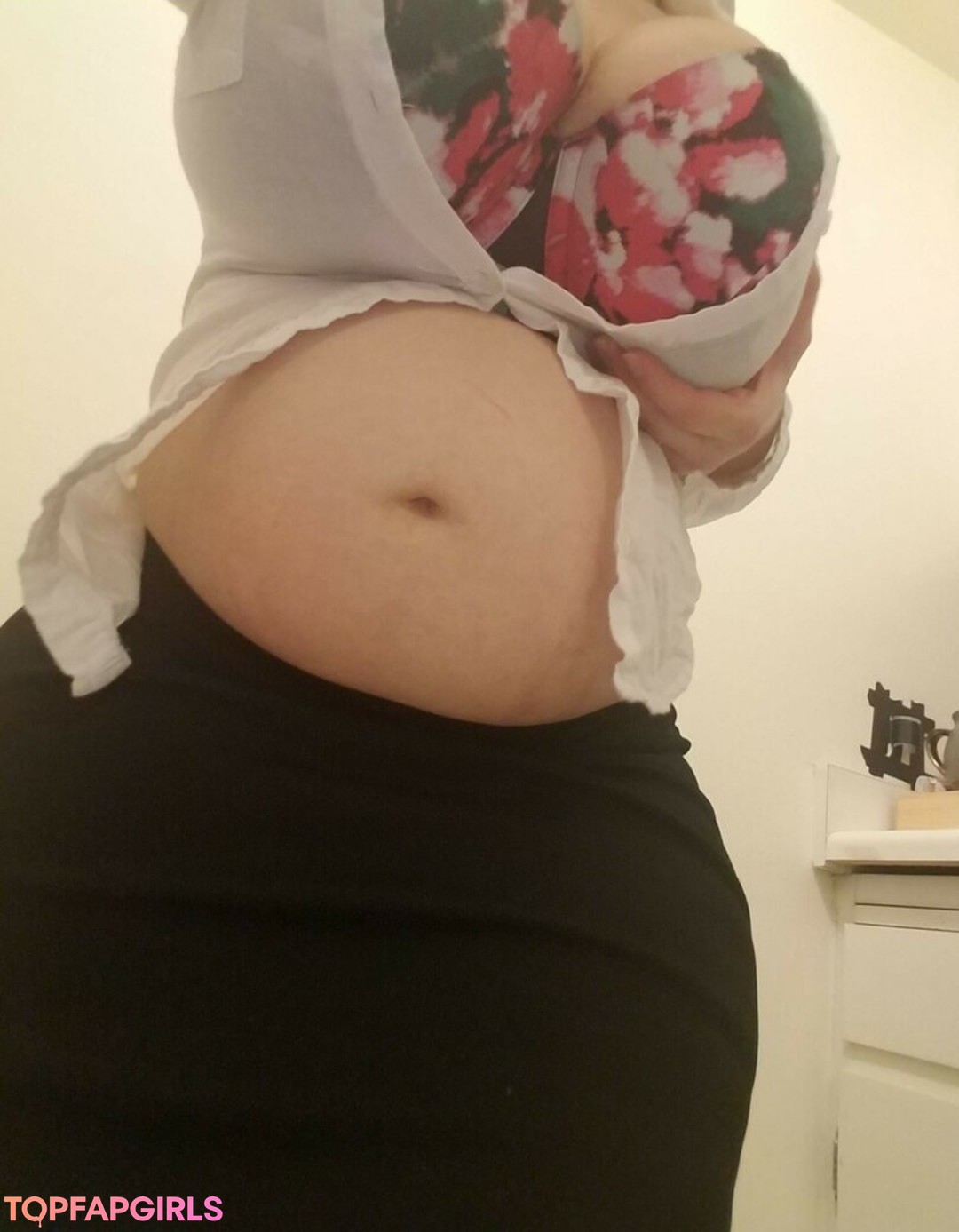 Naakte gelekte OnlyFans-foto van Mal Malloy #86