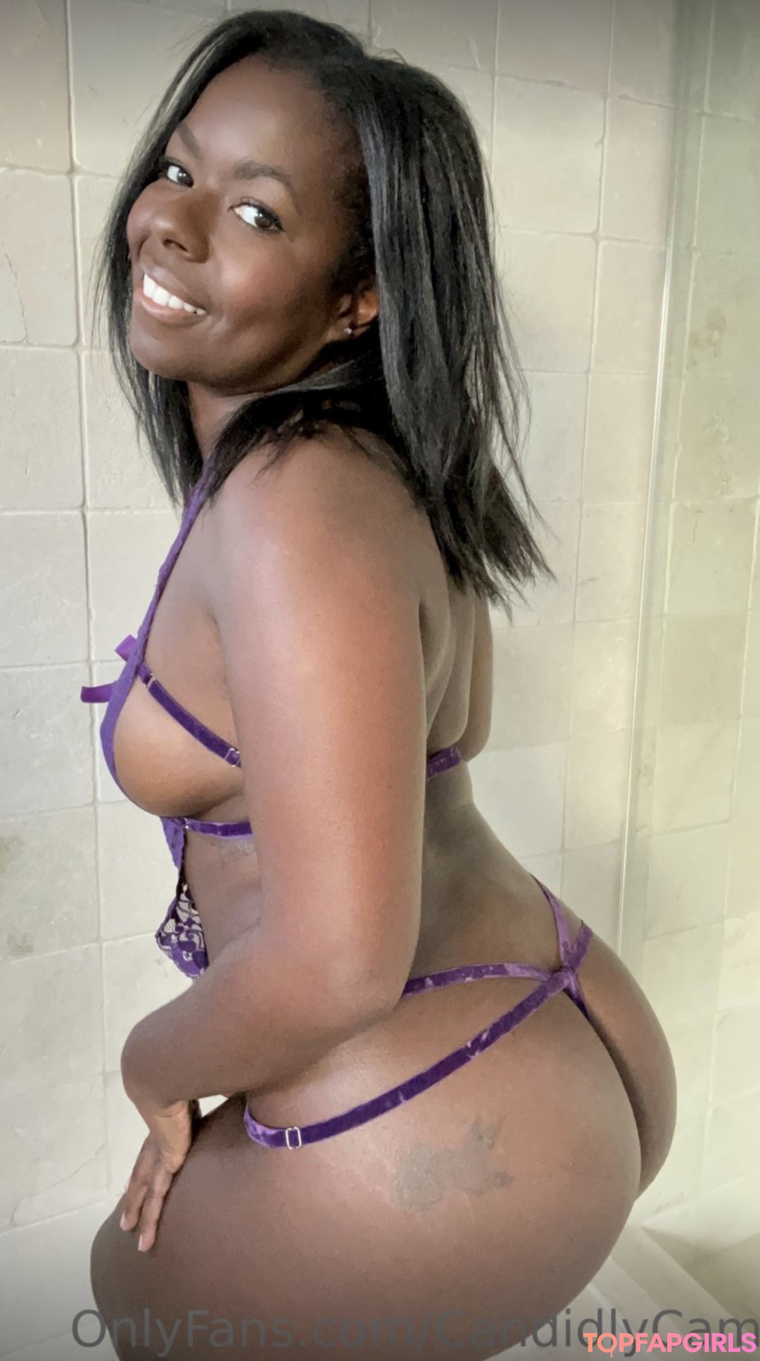 Naakte gelekte OnlyFans-foto van Camille W #285