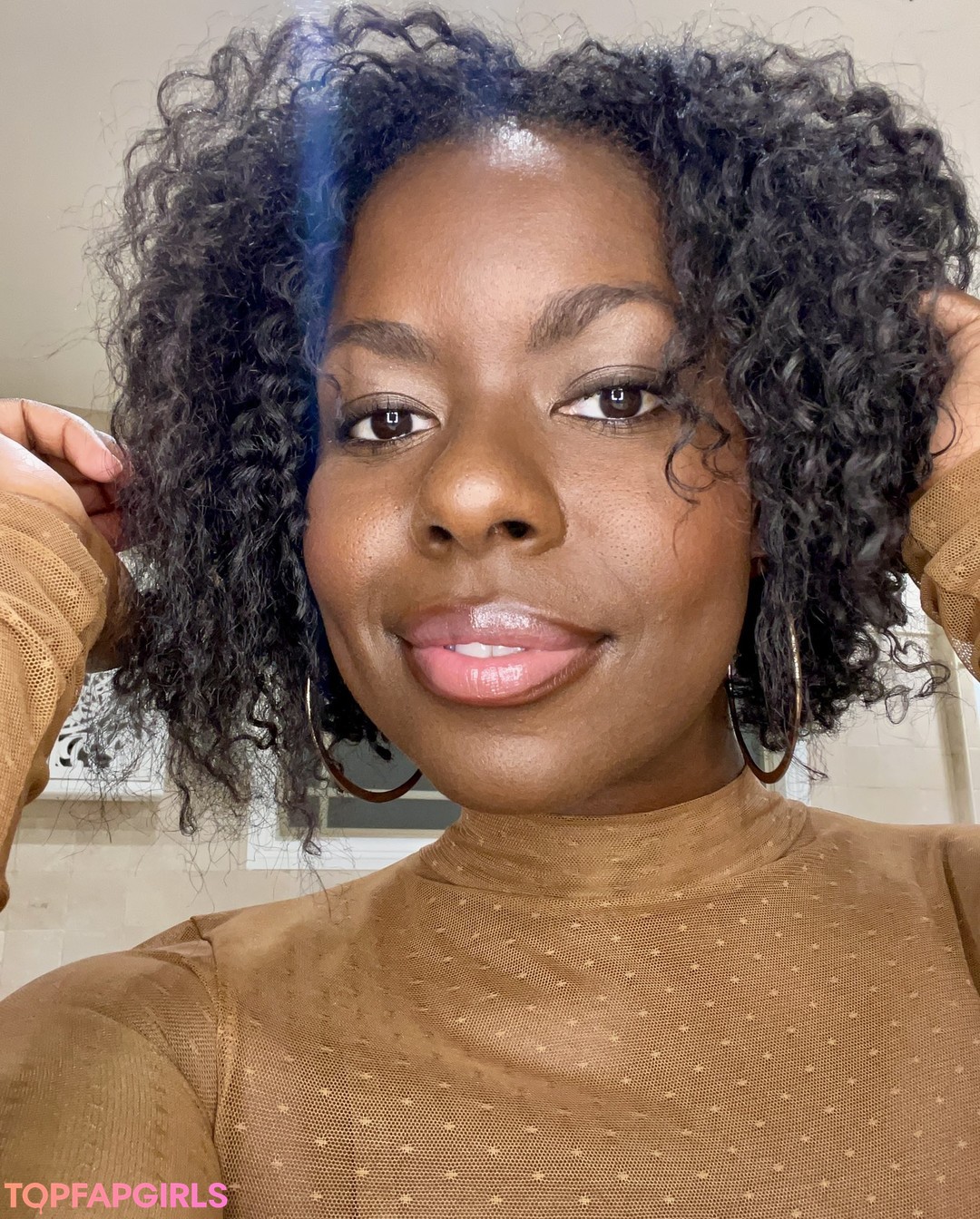 Naakte gelekte OnlyFans-foto van Camille W #62