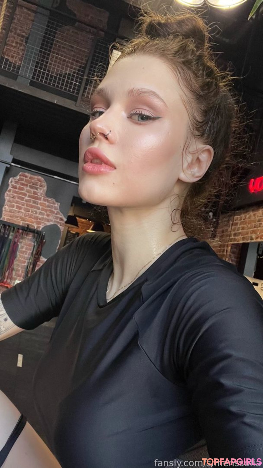 Naakte gelekte OnlyFans-foto van Simens Sofia #55