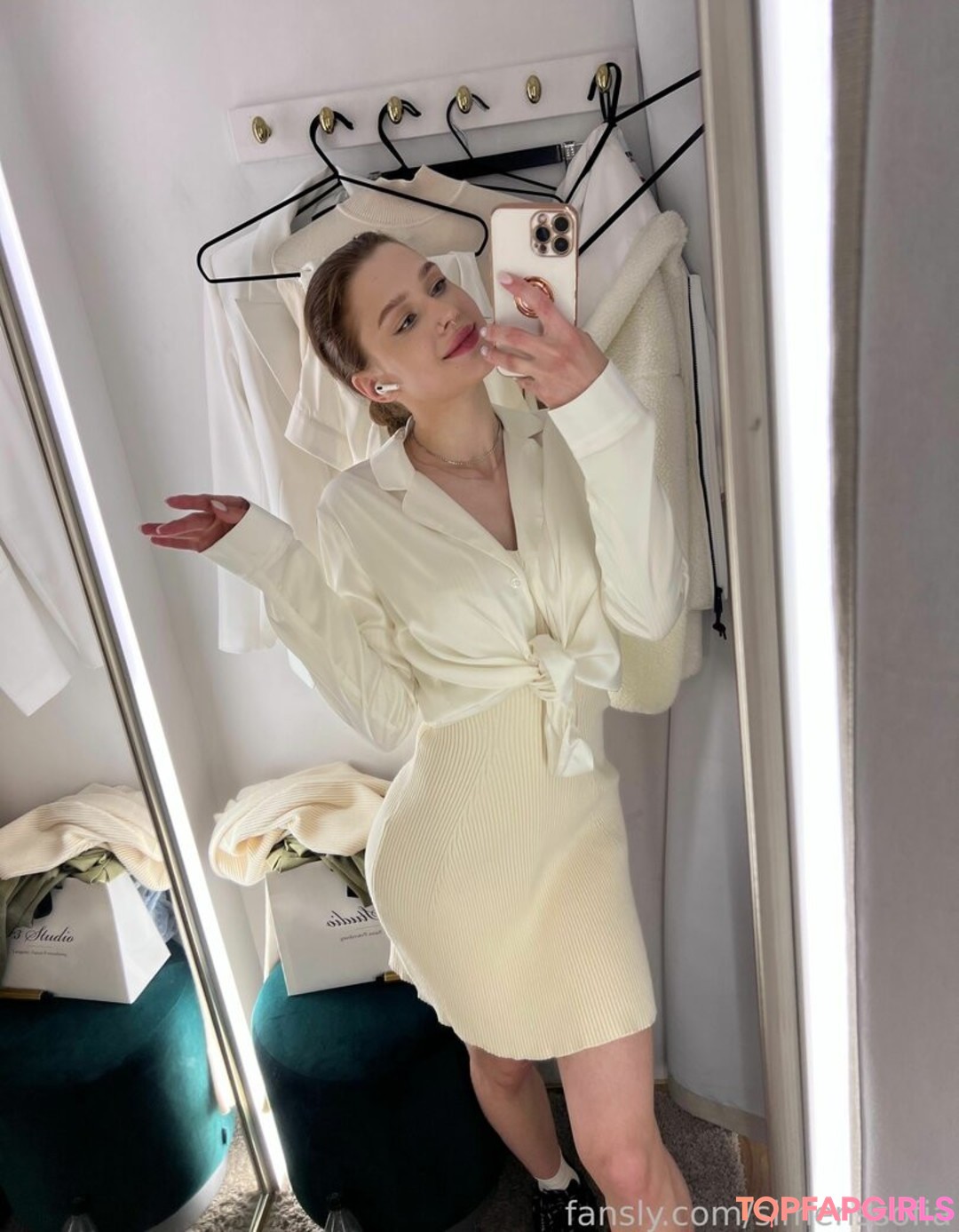 Naakte gelekte OnlyFans-foto van Simens Sofia #924