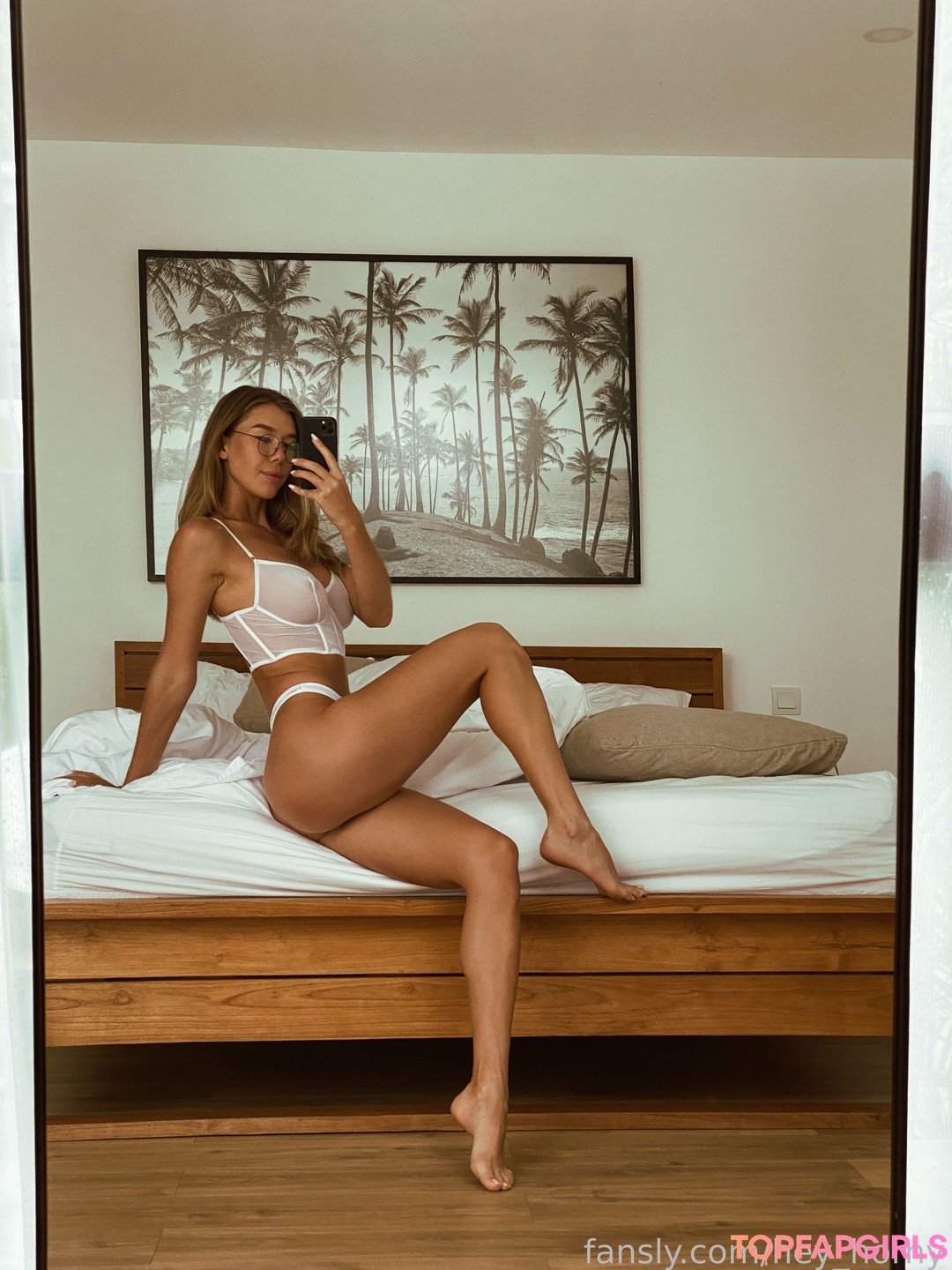 Naakte gelekte OnlyFans-foto van Mira #338