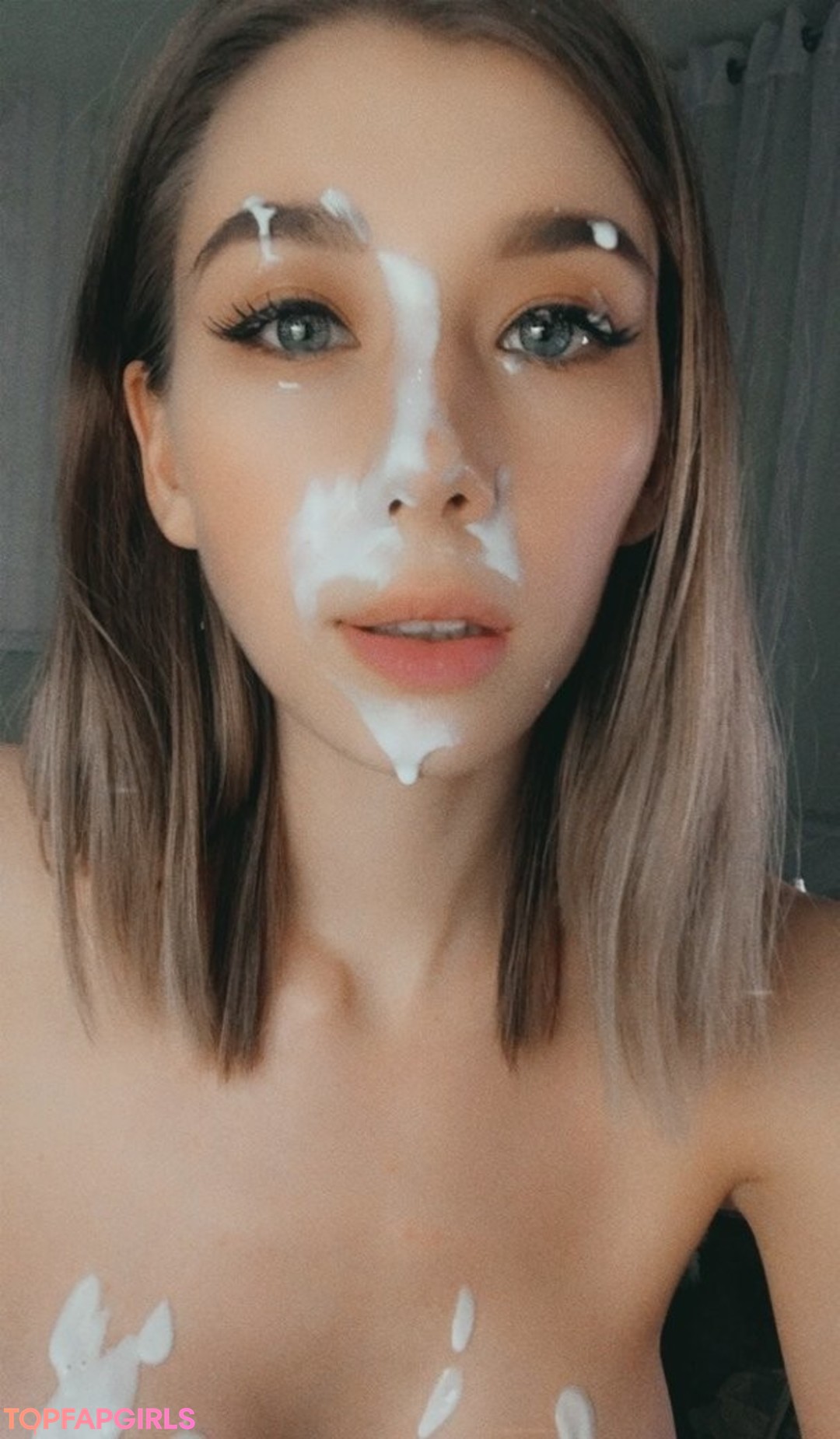 Naakte gelekte OnlyFans-foto van Mira #356
