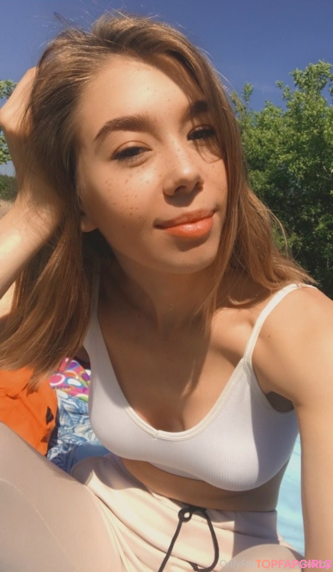 Naakte gelekte OnlyFans-foto van Mira #360