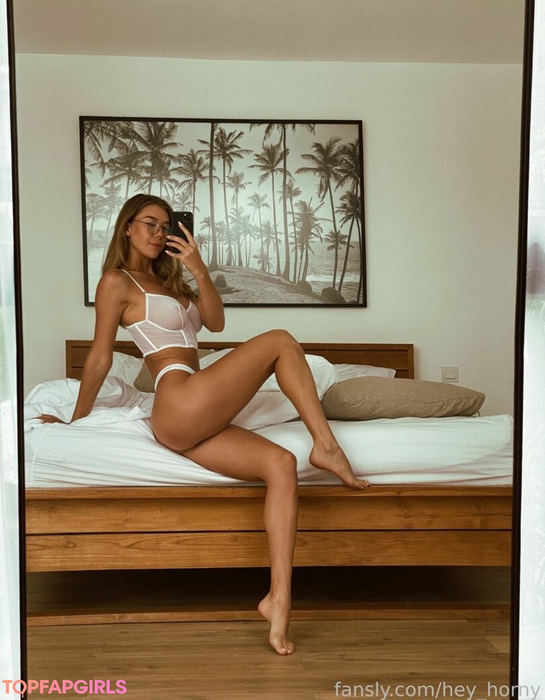 Naakte gelekte OnlyFans-foto van Mira #476