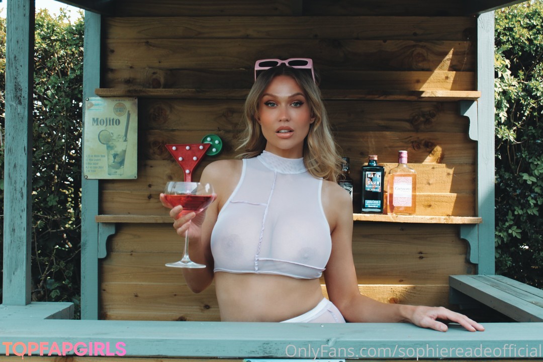 Naakte gelekte OnlyFans-foto van Sophie Reade #21