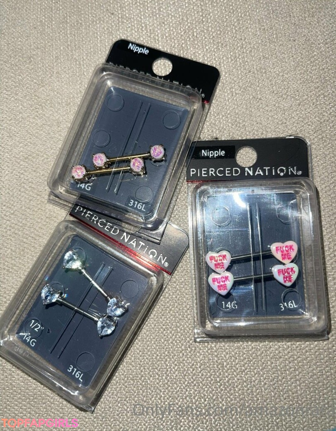 Naakte gelekte OnlyFans-foto van Amazonrara #61