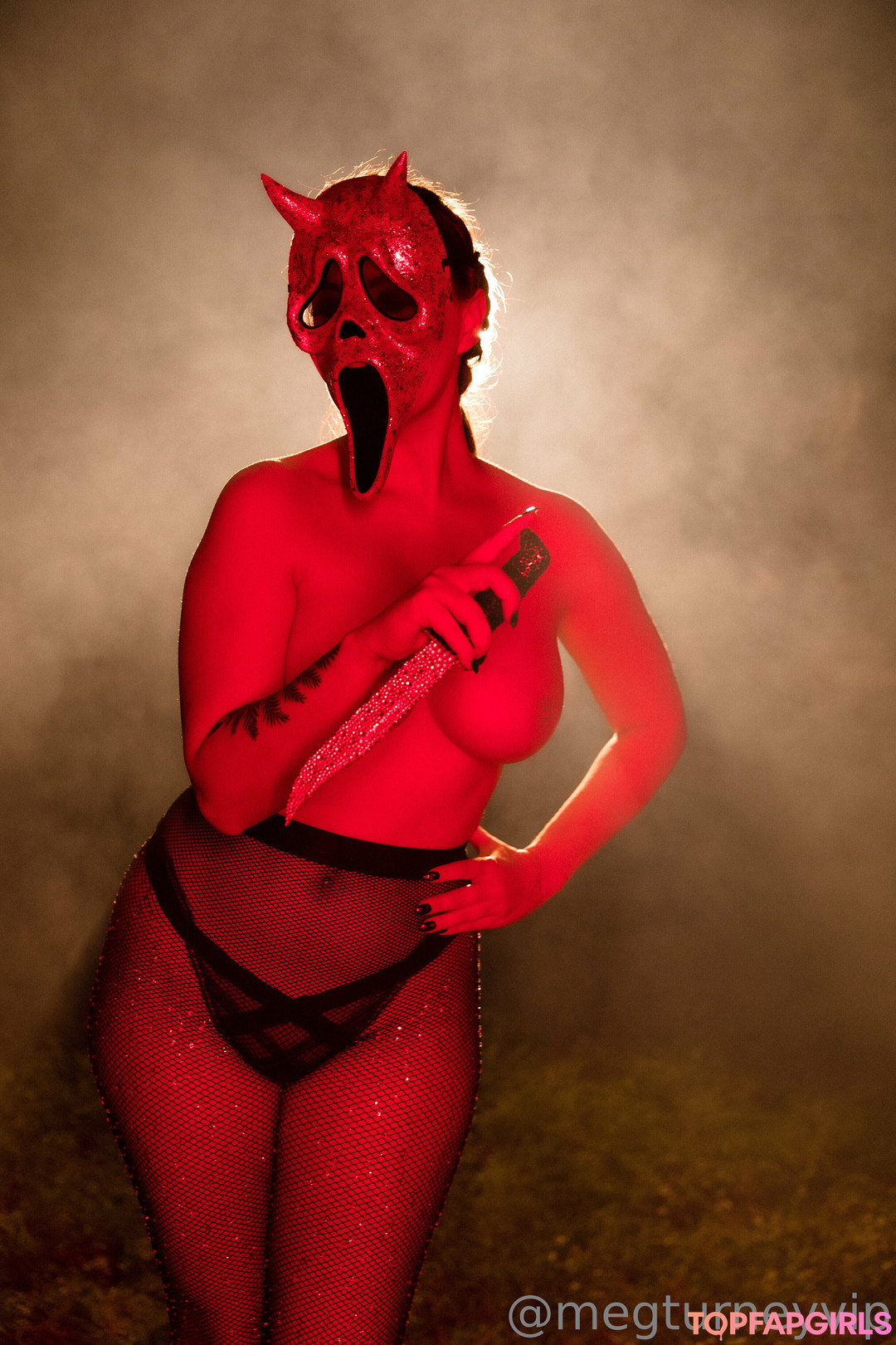 Naakte gelekte OnlyFans-foto van Meg Turney #580